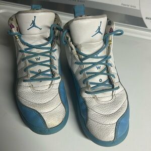 Girls Jordan 12s used no box